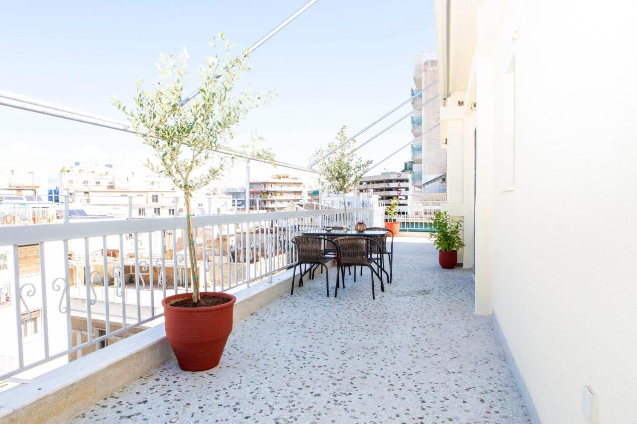 Loucas Apartment Athens Exterior photo